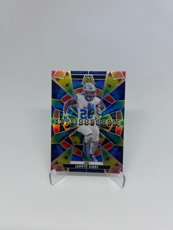 2025 Panini Mosaic Jahmyr Gibbs Kaleidoscopic Prizm SSP Case Hit